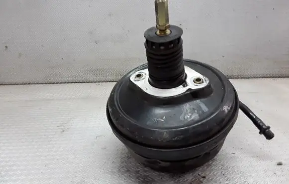 Audi A6 S6 C5 4B Brake booster 4B3612105A