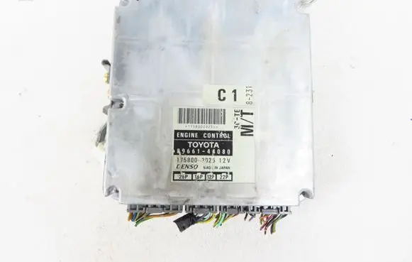 Toyota Picnic Engine control unit/module 1758002025 8966144080