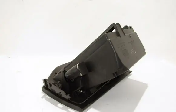 Glove box