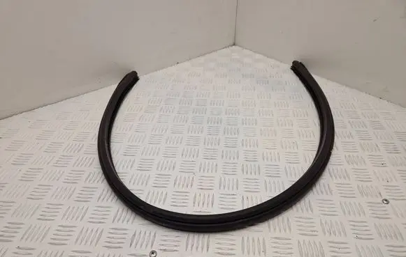 Citroen DS4 Engine compartment rubber