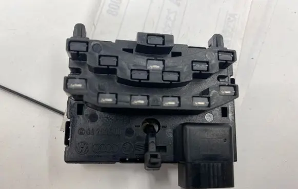 Audi A3 S3 8P Steering angle sensor 1K0959654