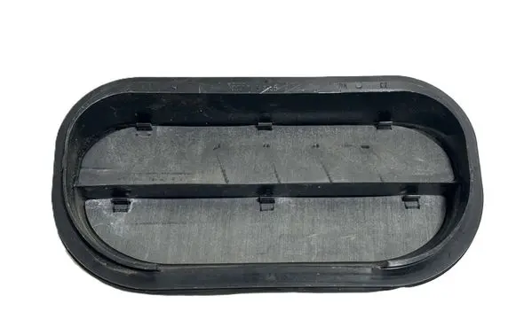 Audi A4 S4 B9 8W Quarter panel pressure vent 6R0819465B 44910