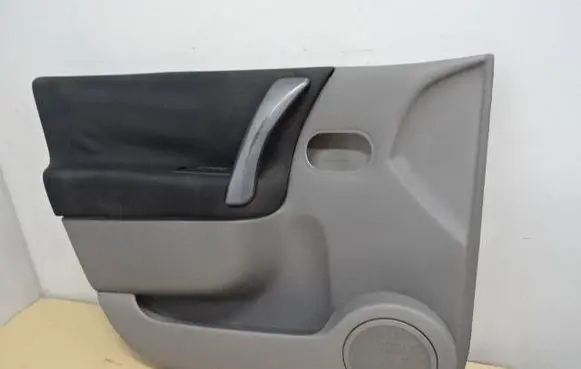 Renault Scenic II - Grand scenic II Front door card panel trim