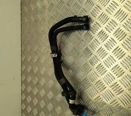 BMW 5 G30 G31 G38 Clutch pipe/line 8575464