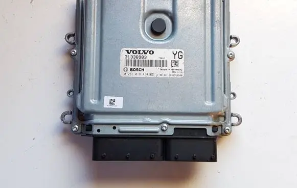 Volvo XC60 Engine control unit/module 31336983 0281018414