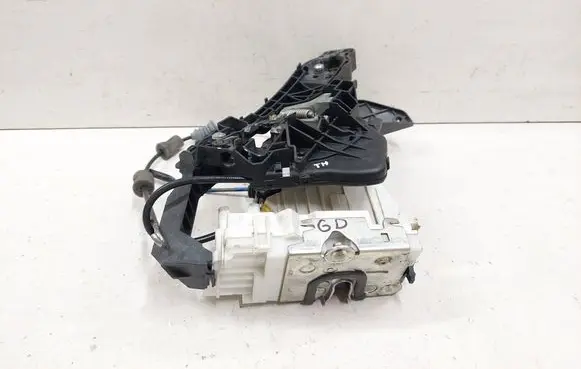 Mercedes-Benz R W251 Rear door lock A2517331014 A2517330814 A2517600304