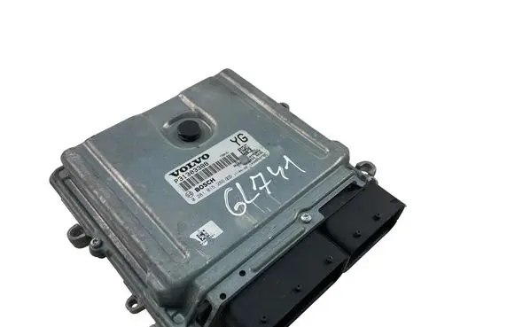 Volvo XC60 Engine control unit/module ECU P31303388 0281015286