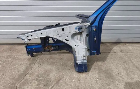 BMW 1 E82 E88 Front quarter panel 