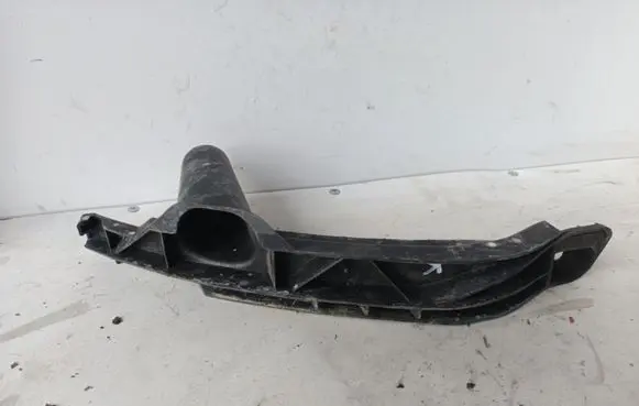 Volkswagen Jetta V Front bumper mounting bracket 1K0807889B