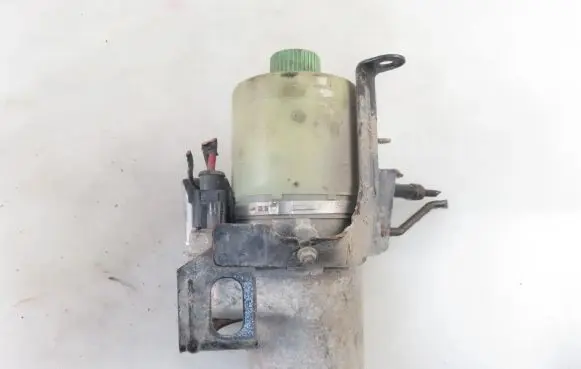 Seat Ibiza III (6L) Power steering pump 6Q0423371