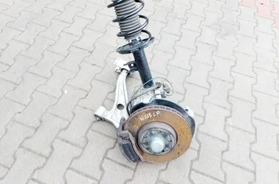 Mercedes-Benz CLA C118 X118 Front shock absorber/damper A2473320100