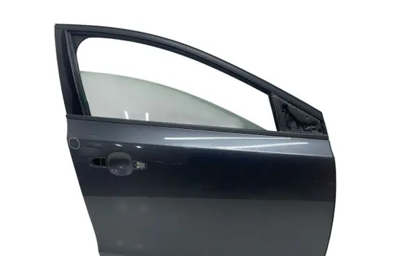 Volvo V40 Front door