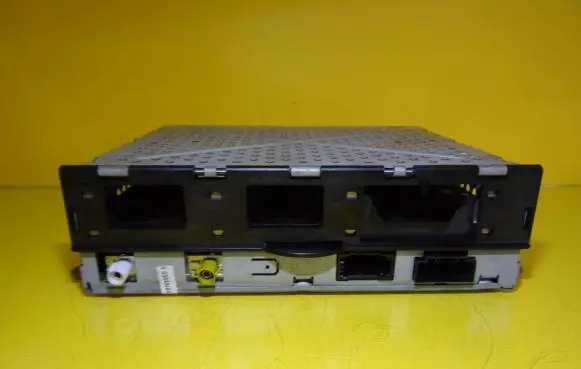 Audi A8 S8 D3 4E Sound amplifier 4E0935541