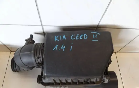 KIA Ceed Air filter box 28110-A5000