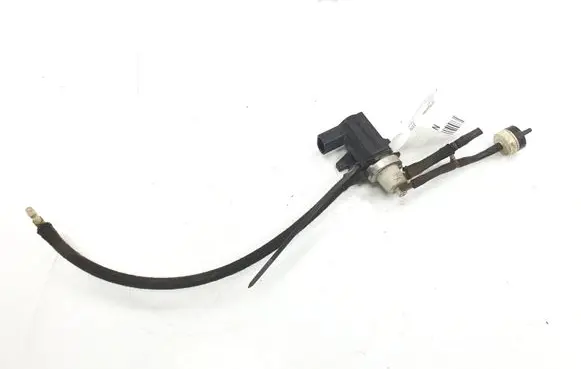 Skoda Octavia Mk1 (1U) Other engine bay part 1J0906627A