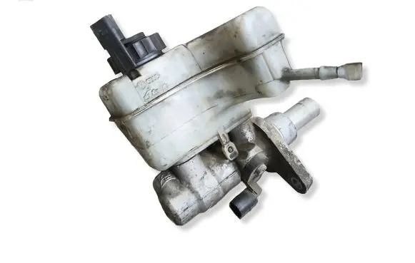 Volkswagen PASSAT B6 Master brake cylinder 5N0945459A