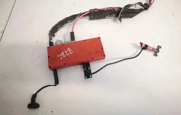 Volvo S80 Antenna control unit 8637600