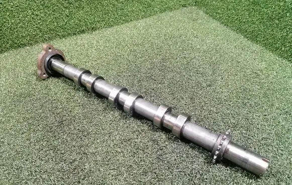Jaguar XF X250 Camshaft 9X2Q6A272AA 080187580 9X2Q6257AA