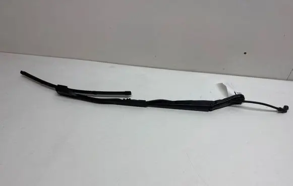 BMW 4 G22 G23 G24 G26 Windshield/front glass wiper blade 9448920