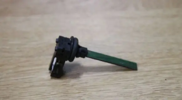 Audi A4 S4 B5 8D Interior temperature sensor 4B0820539