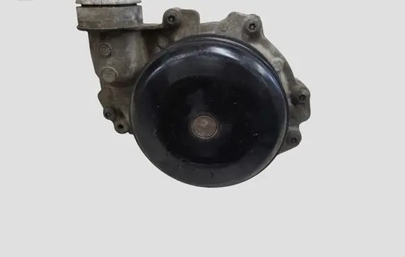 Mercedes-Benz A W176 Water pump A6512000501