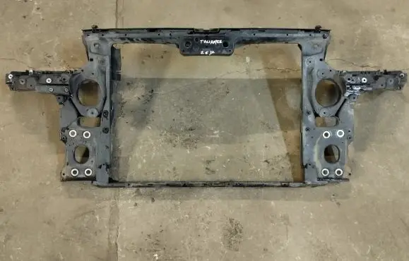 Volkswagen Touareg I Radiator support slam panel 7L0805594