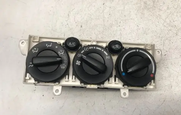 Toyota Avensis T220 Climate control unit 5590005081 MB1465700530 1465700530