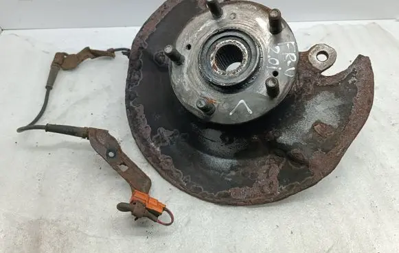 Honda FR-V Front wheel hub JFL