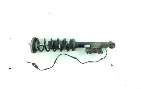 BMW 5 G30 G31 G38 Rear shock absorber with coil spring 6867353
