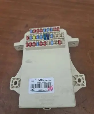 Hyundai i30 Fuse module 919501H510 1008B13001 1H5100811132855
