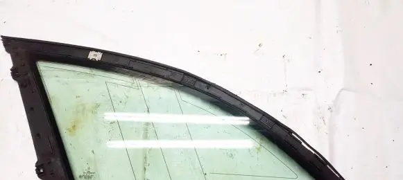 Mercedes-Benz E W211 Rear side window A2116701512