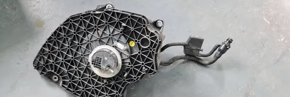 Audi A4 S4 B9 AdBlue liquid reservoir 8W0131878AC 154640279 4067423AD