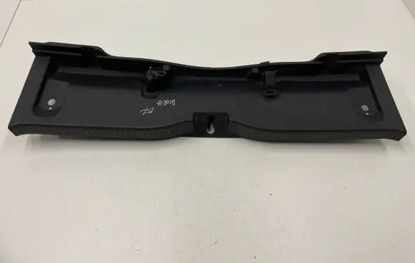 Toyota Auris 150 Trunk/boot sill cover protection 6471602080