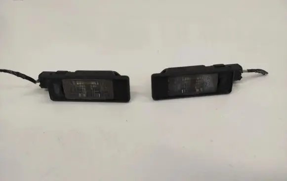 Citroen C4 I Number plate light