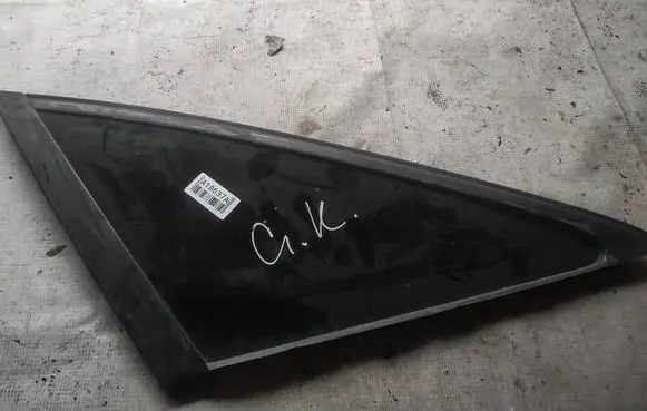 Audi A6 S6 C6 4F Rear side window AS2