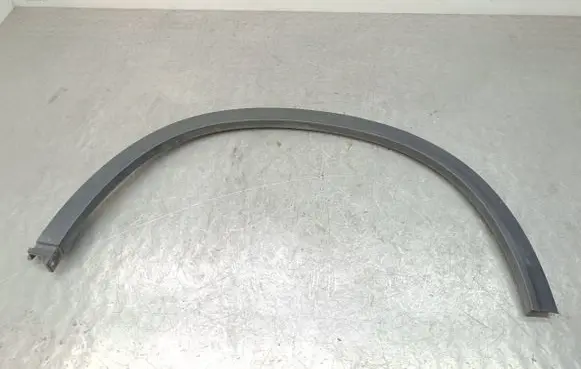 Suzuki Vitara (LY) Rear arch trim 7726154P0