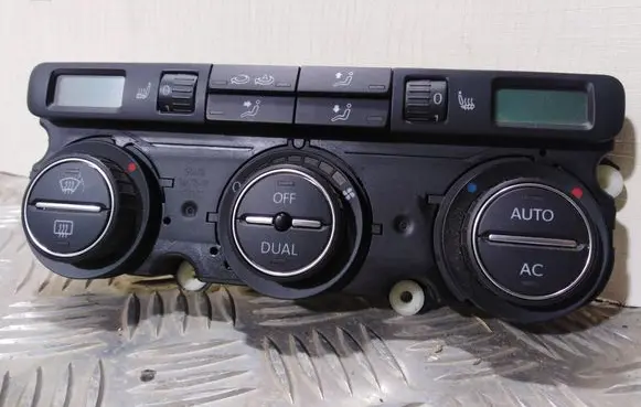 Volkswagen PASSAT B6 Climate control unit 3C0907044DA