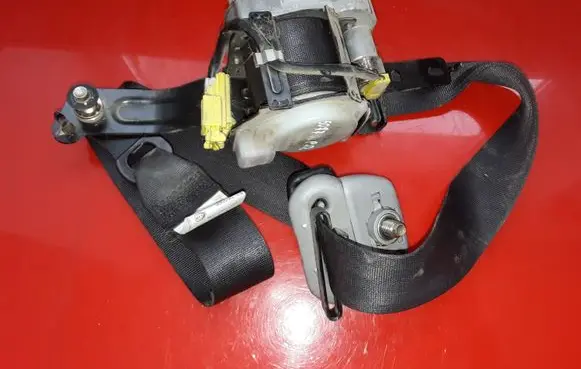 Subaru Outback Front seatbelt TKAB2ES087