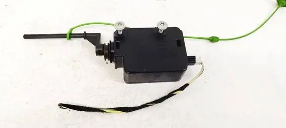 BMW X5 E53 Central locking motor 67116923974 67.11-6923974