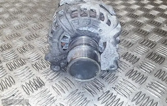 Audi A1 Generator/alternator 04c903023l
