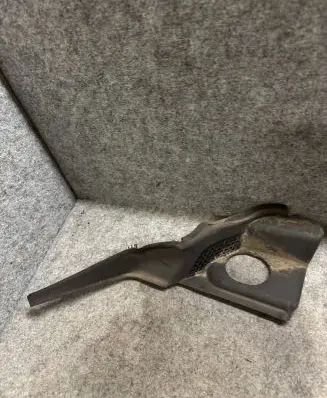 Dodge Durango Wiper trim 68260207 68260207AB