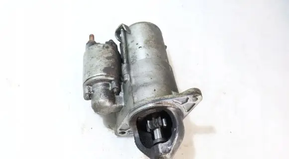 Opel Zafira B Starter motor