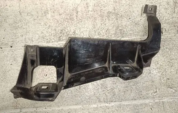 Headlight/headlamp mounting bracket