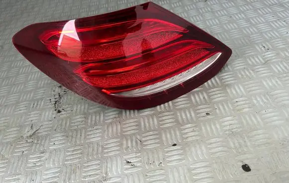 Rear/tail lights