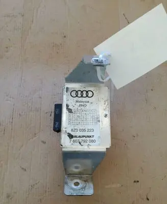Audi A2 Sound amplifier 8Z0035223