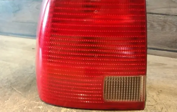 Volkswagen PASSAT B5 Rear/tail lights