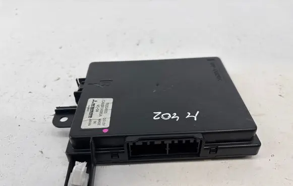 Peugeot 4007 Fan control module 7820A055 VL04 CAB501A065A