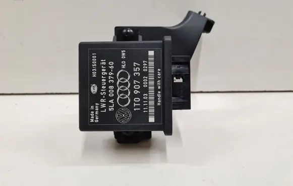 Volkswagen Touran I Light module LCM 1T0907357 5LA00837960