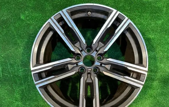 R19 alloy rim
