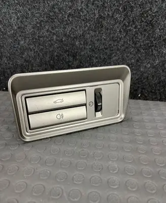 Fog light switch
